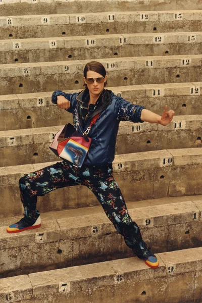 Look 13